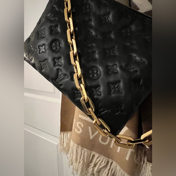 Louis Vuitton Black Coussin PM handbag Monogram-embossed - Picture 7 of 17